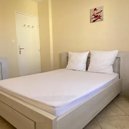 Les Locations Cinaureva 