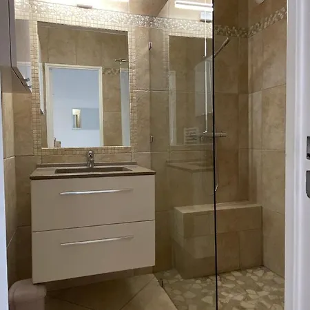 Les Locations Cinaureva 